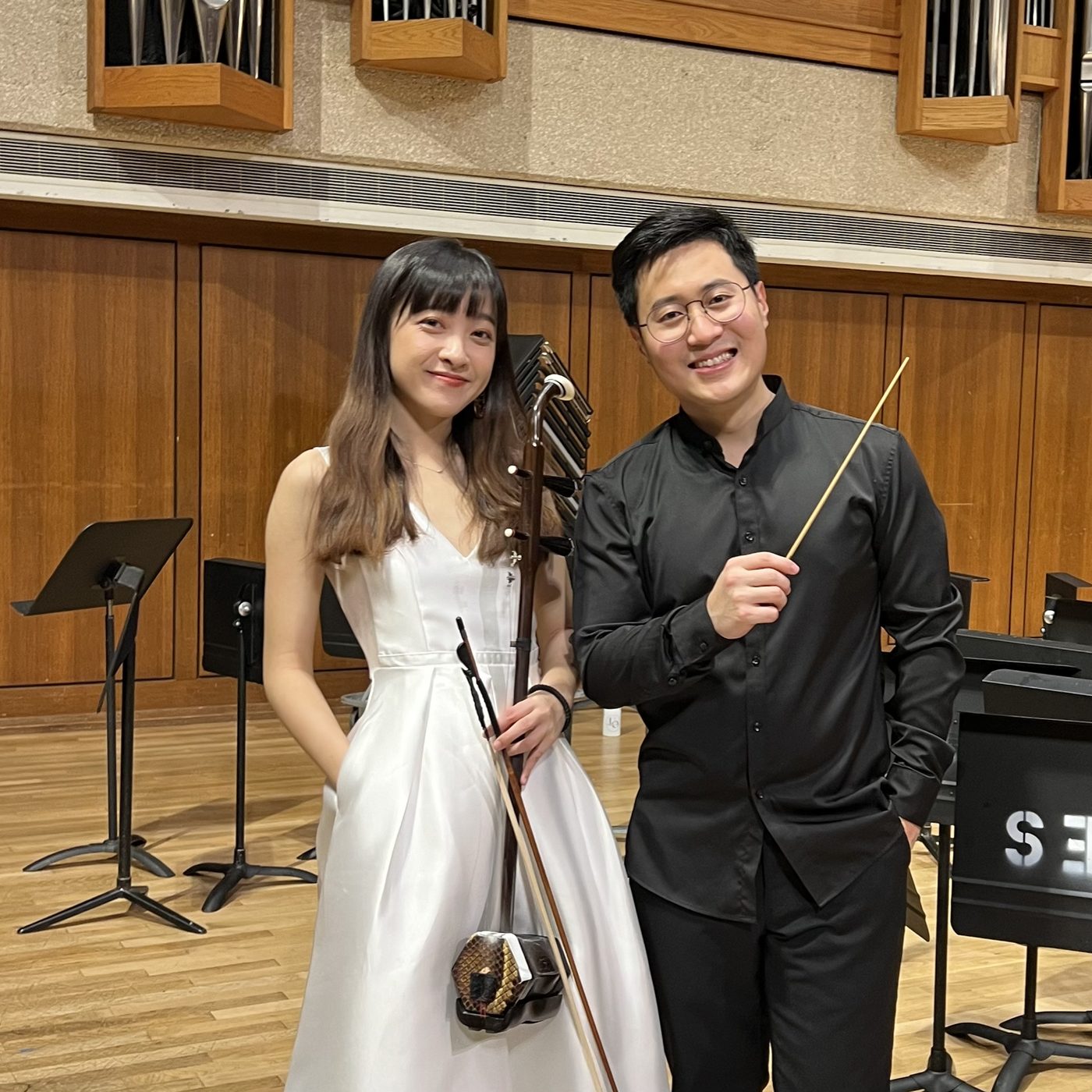 With erhu soloist Yun-Chen Tsai after The Butterfly Lovers Concerto